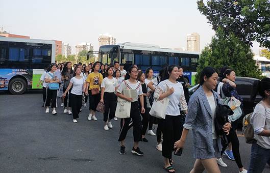 说明: http://www.sqzy.edu.cn/_mediafile/www/2018/06/08/2tz2qoc6ul.jpg